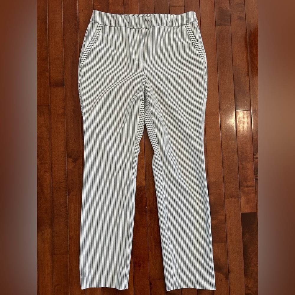 Chico's Navy and White PinStriped Straight Leg Pants Size 0.5 Regular